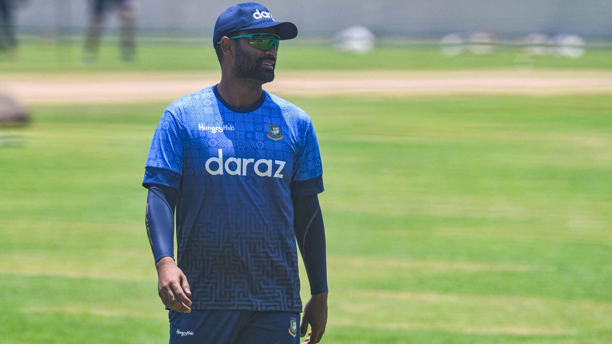 চিকিৎসা নিতে সিঙ্গাপুরে যাচ্ছেন তামিম